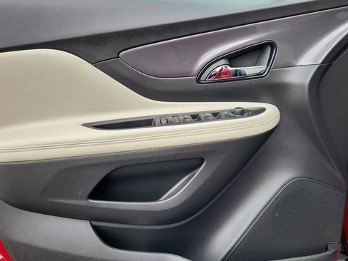 Used 2019 Buick Encore Preferred image 9