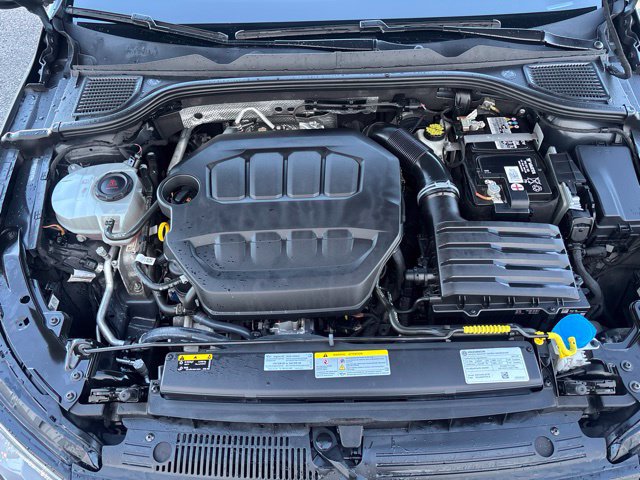 Used 2022 Volkswagen GTI SE FWD image 29