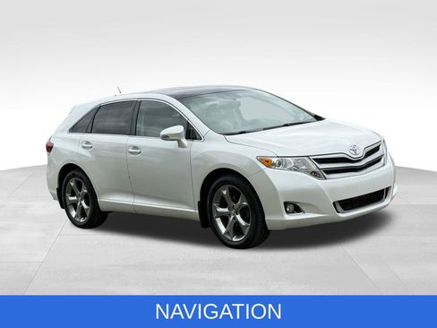 Used 2013 Toyota Venza XLE w/ XLE Premium Pkg AWD/4WD image 13