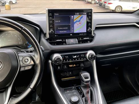 Used 2021 Toyota RAV4 XSE w/ Weather Package image 6