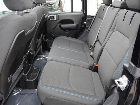 Certified 2025 Jeep Wrangler Unlimited Rubicon 4xe w/ Safety Group image 19