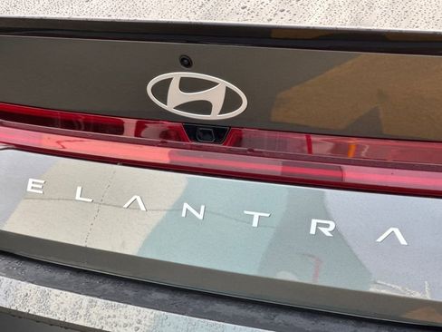 New 2026 Hyundai Elantra SEL Sport Premium FWD image 31