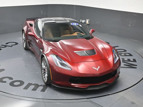 Used 2016 Chevrolet Corvette Z06 w/ 2LZ Preferred Equipment Group image 31