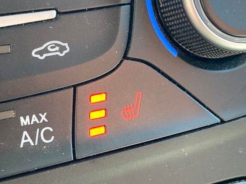 Used 2018 Ford Escape SE FWD image 30