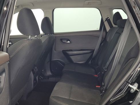 Used 2023 Nissan Rogue SV image 14