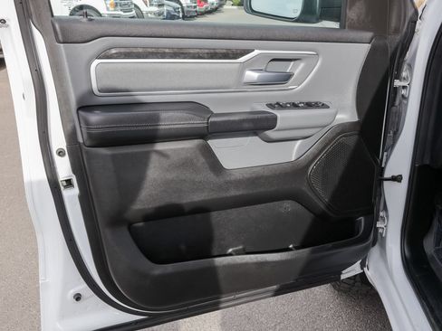 Used 2023 RAM 1500 Big Horn AWD/4WD image 15