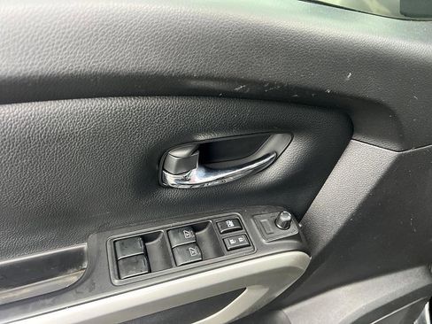 Certified 2021 Nissan Titan SV w/ SV Convenience Package image 11