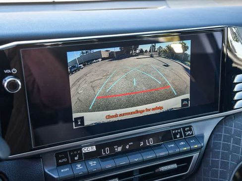 Used 2026 Toyota Camry XLE FWD image 22