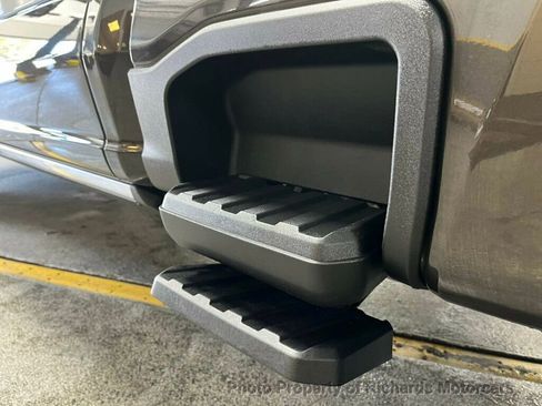 Used 2025 Ford F250 King Ranch image 10