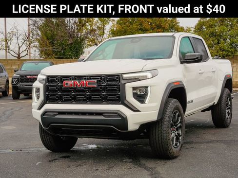 Used 2025 GMC Canyon Elevation image 2