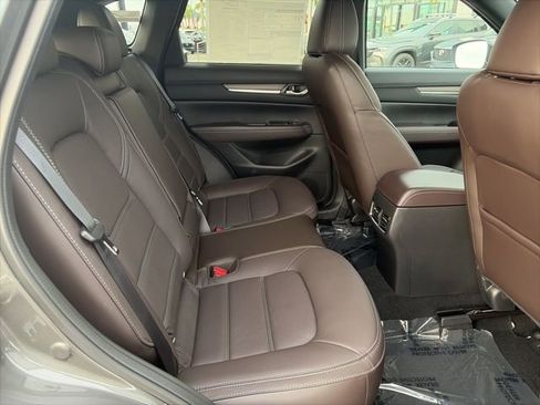 New 2025 MAZDA CX-5 Signature image 12