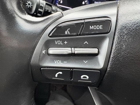 Used 2018 Hyundai Kona SEL w/ SEL Tech Package 02 FWD image 35