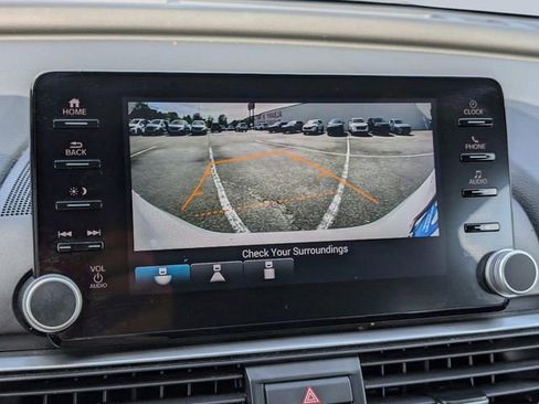 Used 2022 Honda Accord Sport image 25