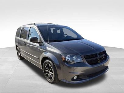 Used 2017 Dodge Grand Caravan SXT w/ Blacktop Package