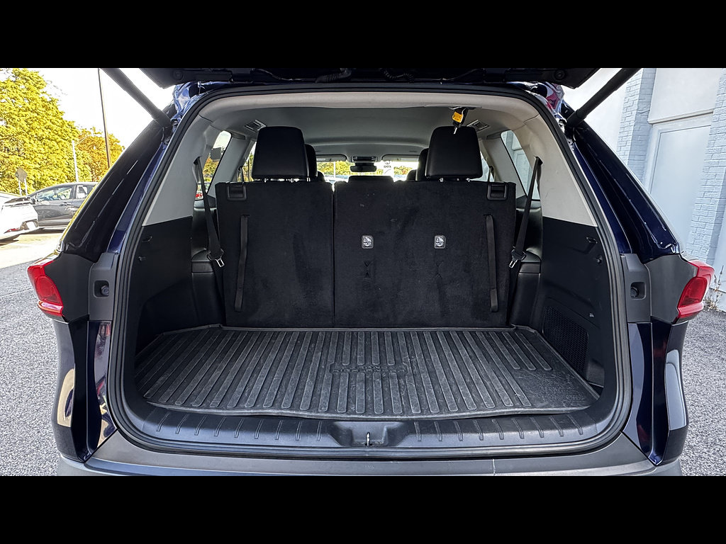 Certified 2024 Toyota Grand Highlander AWD image 10