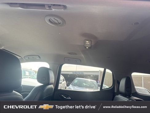 Used 2019 GMC Acadia SLT image 18