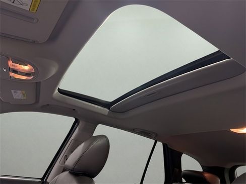 Used 2011 Hyundai Santa Fe Limited image 26