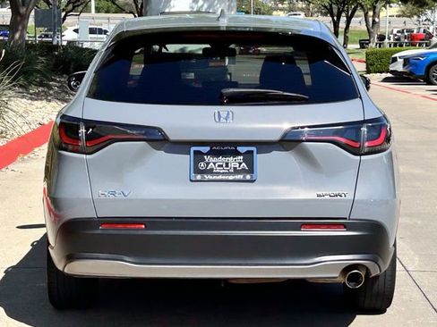 Used 2023 Honda HR-V Sport image 5