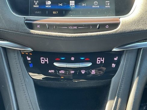 Used 2017 Cadillac XT5 Platinum w/ Driver Assist Package AWD/4WD image 31