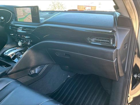 Used 2025 Acura MDX SH-AWD w/ Technology Package image 15