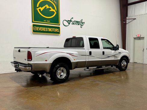 Used 2002 Ford F350 Lariat RWD image 7