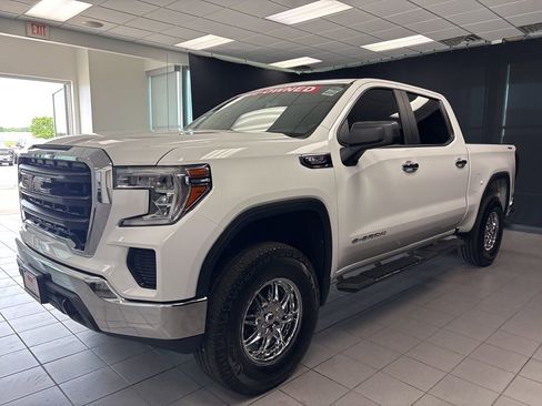 Used 2019 GMC Sierra 1500 4x4 Crew Cab w/ Convenience Package image 9