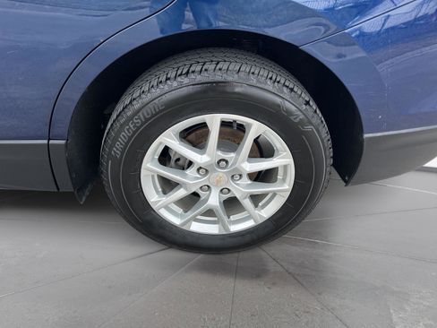 Used 2023 Chevrolet Equinox LT image 12