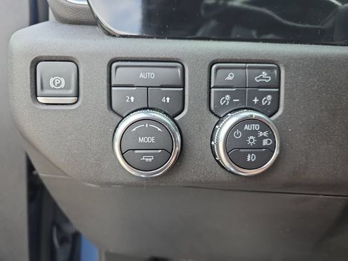 Certified 2024 GMC Sierra 1500 SLT w/ SLT Convenience Package AWD/4WD image 29