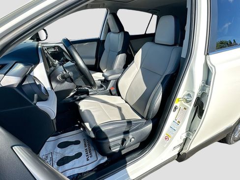 Used 2017 Toyota RAV4 Limited w/ Advanced Technology Package image 21