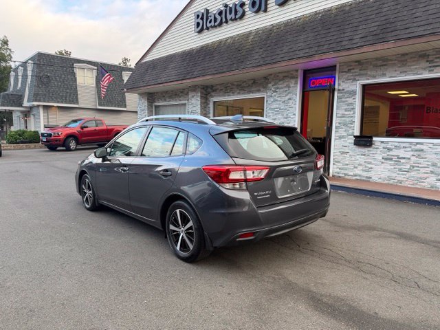 Used 2019 Subaru Impreza 2.0i Premium AWD/4WD image 5
