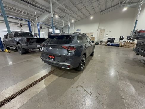 Used 2023 Kia Sportage X-Line w/ X-Line Premium Package image 7
