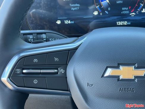 Used 2026 Chevrolet Equinox LT FWD image 21