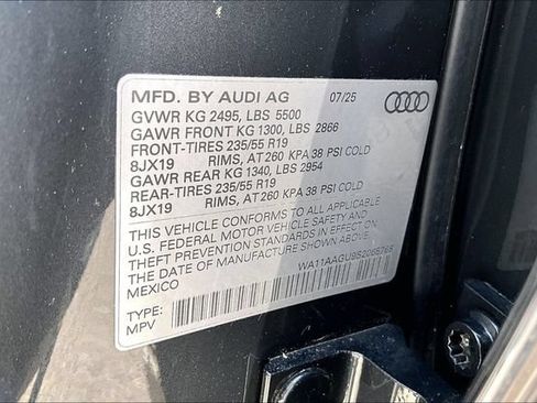 Used 2025 Audi Q5 Premium w/ Convenience Package AWD/4WD image 19