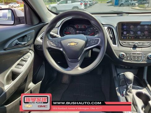 Used 2024 Chevrolet Malibu LT FWD image 11