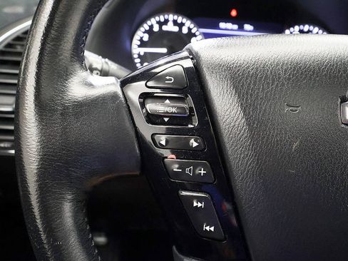 Used 2023 Nissan Armada SL w/ Midnight Edition Package AWD/4WD image 31