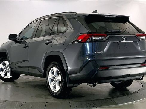 Used 2021 Toyota RAV4 XLE w/ Convenience Package AWD/4WD image 10