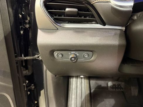 Certified 2020 Chevrolet Traverse LT AWD/4WD image 18