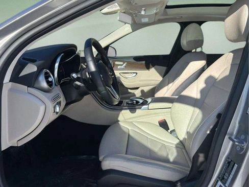 Used 2019 Mercedes-Benz C 300 C 300 image 19