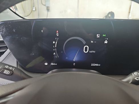 Used 2025 Buick Encore GX Preferred FWD image 18