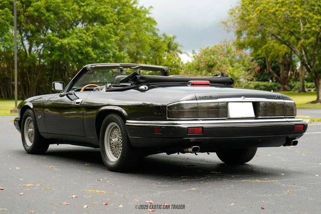 Used 1994 Jaguar XJS 4.0 Convertible RWD image 6