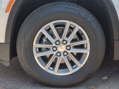Certified 2023 Chevrolet Traverse LT FWD image 31