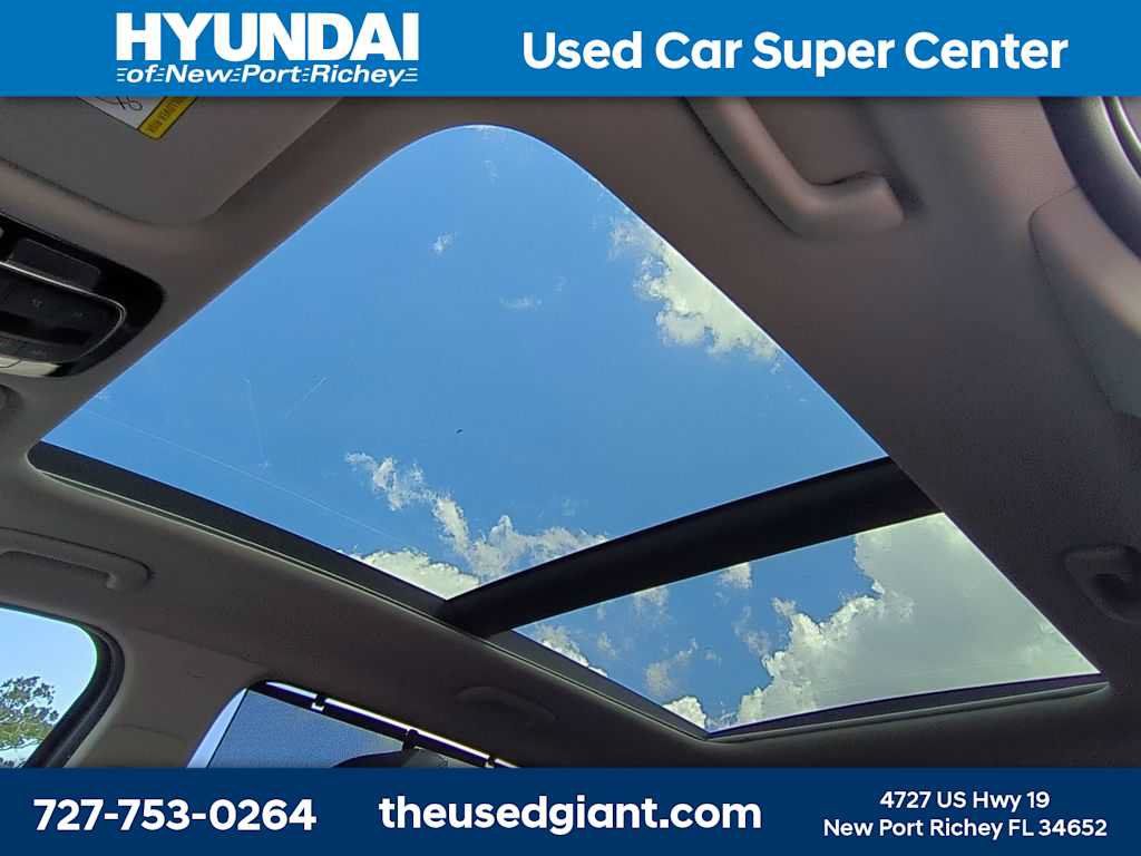 Certified 2023 Hyundai Santa Fe SEL w/ Premium Package FWD image 23