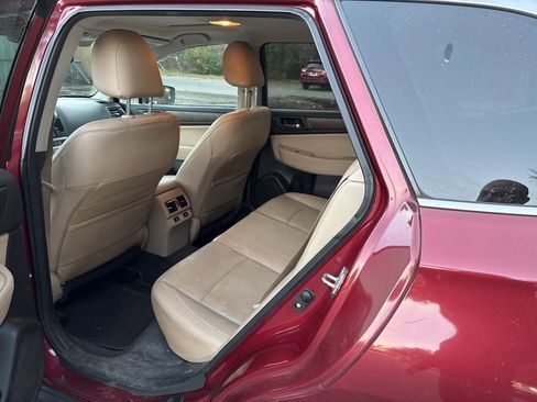 Used 2016 Subaru Outback 2.5i Limited image 8