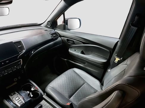 Used 2023 Honda Passport Elite image 25