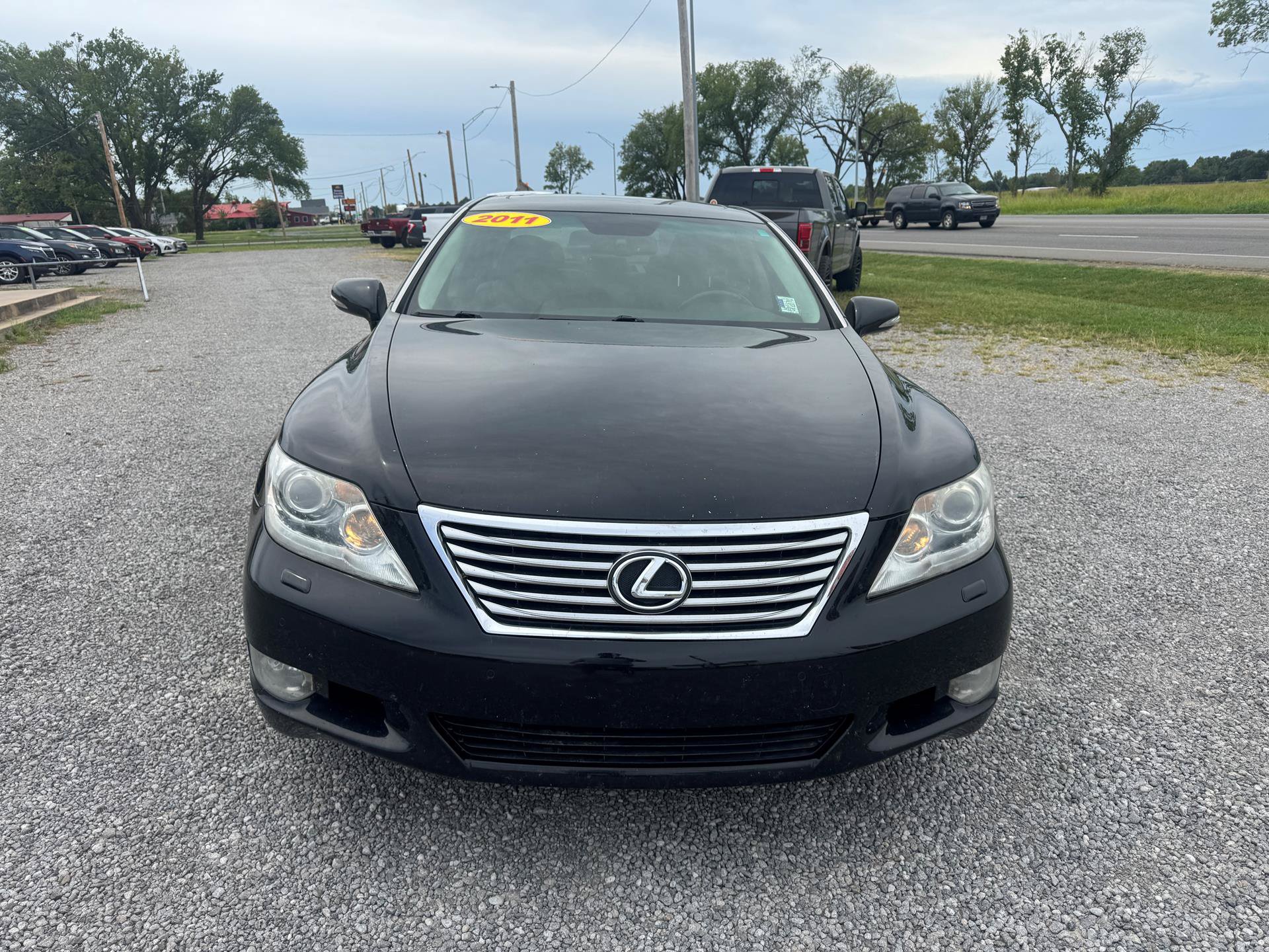 Used 2011 Lexus LS 460 L w/ Luxury Pkg AWD/4WD image 3