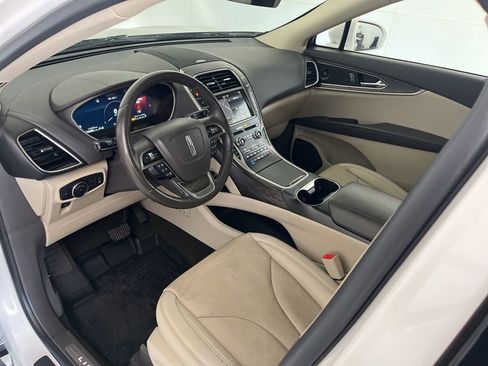Used 2019 Lincoln Nautilus Reserve AWD/4WD image 24