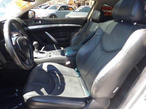 Used 2015 INFINITI Q60 Journey w/ Premium Package image 8