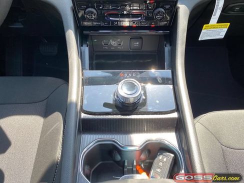 New 2026 Jeep Grand Cherokee Laredo X AWD/4WD image 12