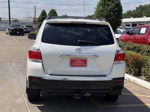 Used 2013 Toyota Highlander Limited FWD image 6