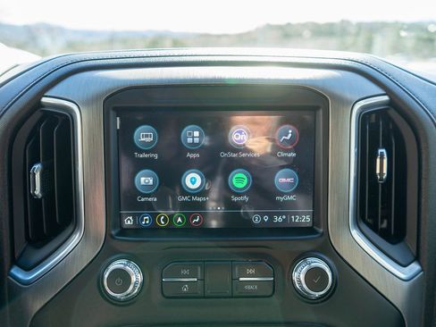 Used 2022 GMC Sierra 2500 Denali w/ Denali Ultimate Package image 23